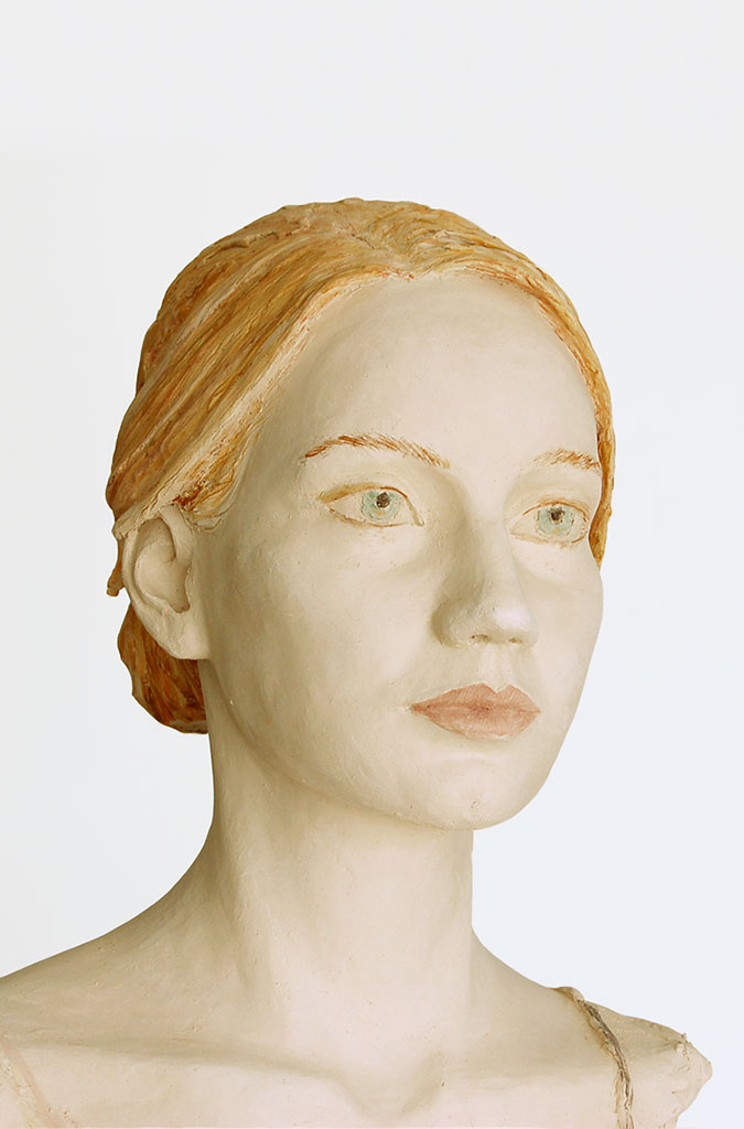 Lena, Terrakotta engobiert, 52x35x30 cm, 2020